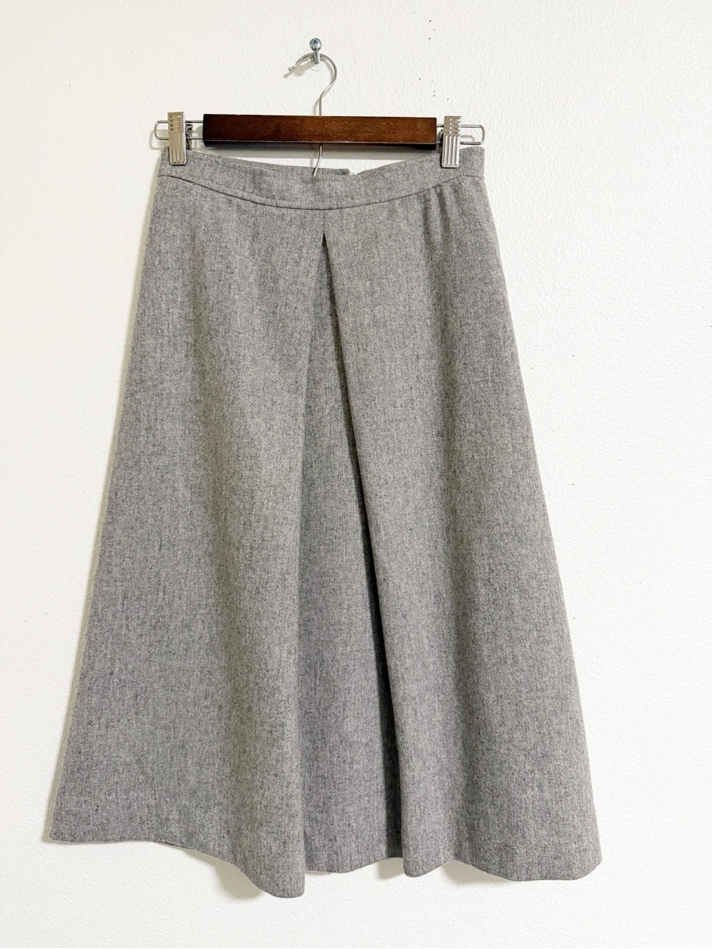 Vintage A Line Pleated Wool Midi Skirt Gray